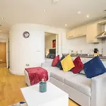 Avenues Apartamento *
